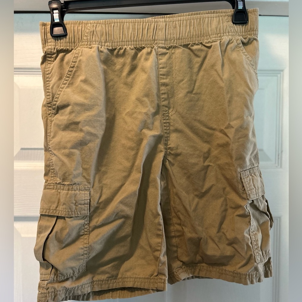 Boys cargo shorts.